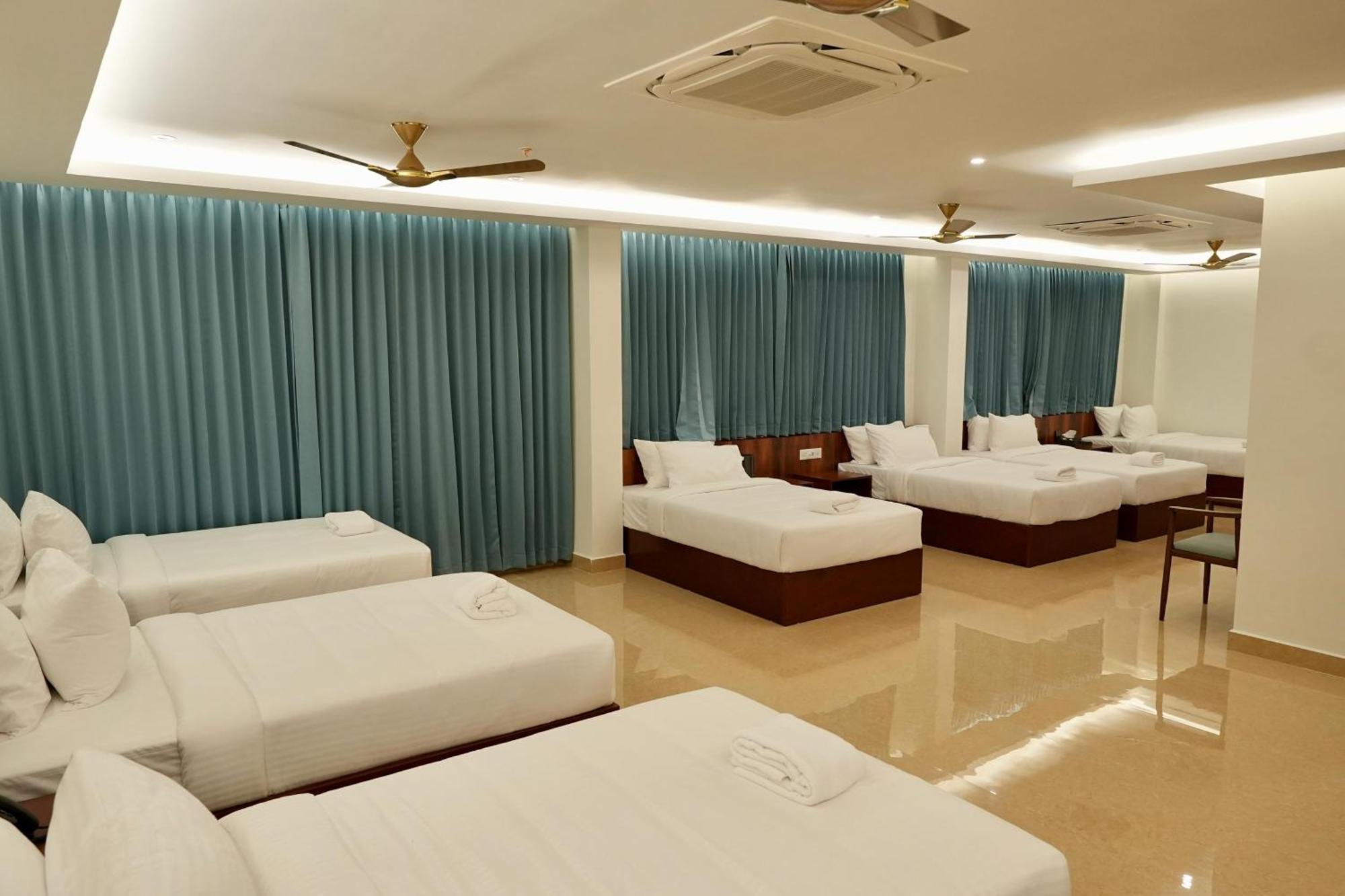 Le Royale Palace Karaikal Exteriér fotografie